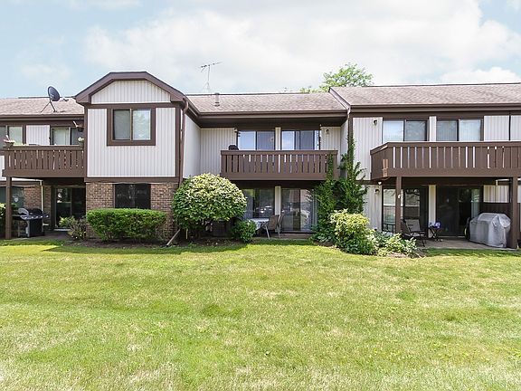 2nd image of 317 Oak Meadow Ct APT C1