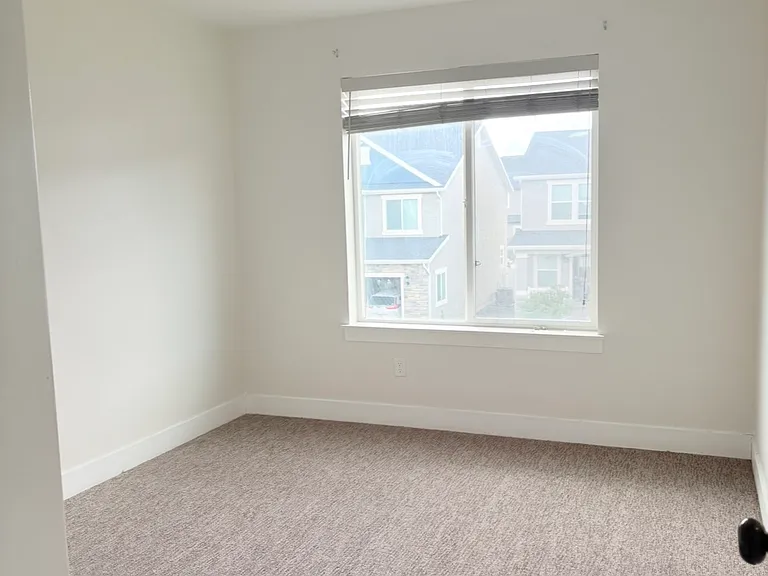 3978 W 1750 N — Photo 18