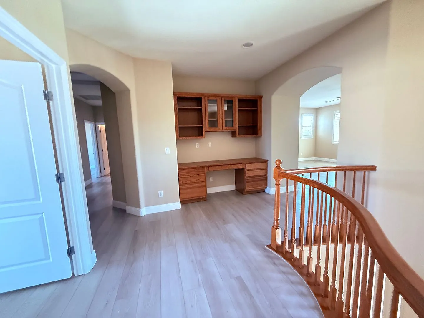 2205 Maloney — Photo 2
