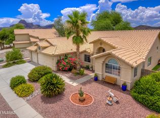 8901 N Yellow Moon Dr, Tucson, AZ 85743