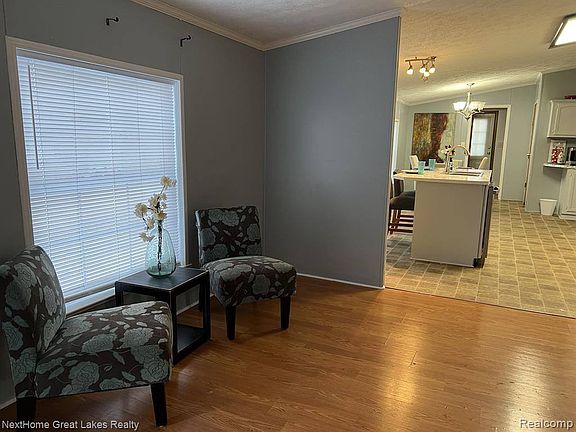 4th image of 13542 Austin Ct