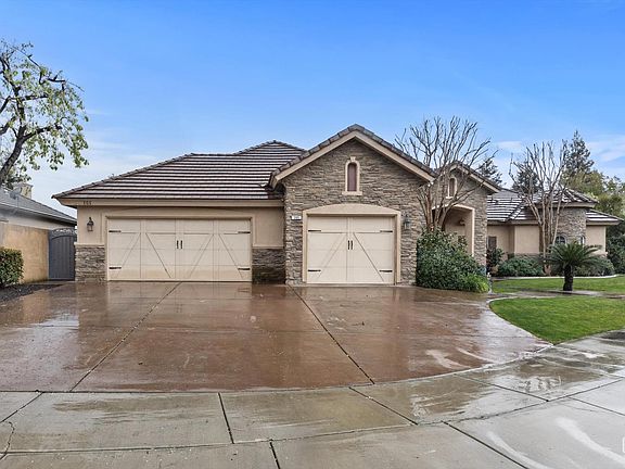 4th image of 205 Somerford Ct