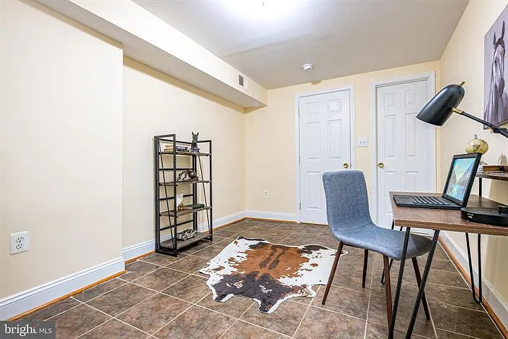 1439 G St NE — Photo 10