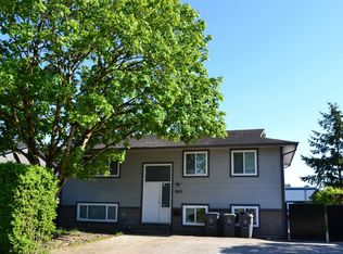 17486 61a Ave, Surrey, BC V3S5K2