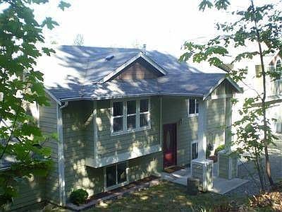 1st image of 32003 Railroad Ave