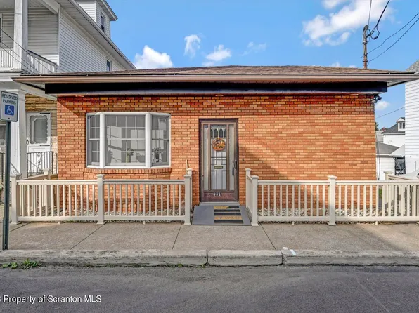 221 E Elm St, Scranton, PA 18512