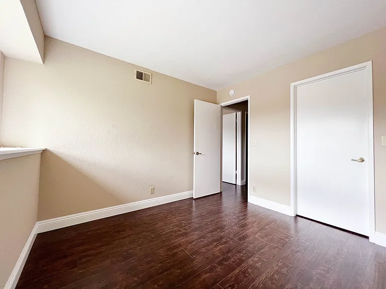 2477 Wooding Ct — Photo 13