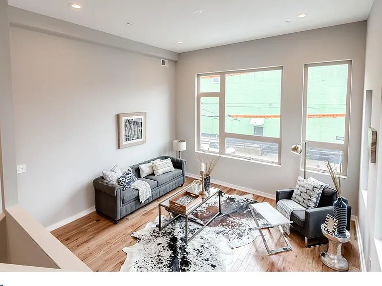 1846 E Cumberland St — Photo 3