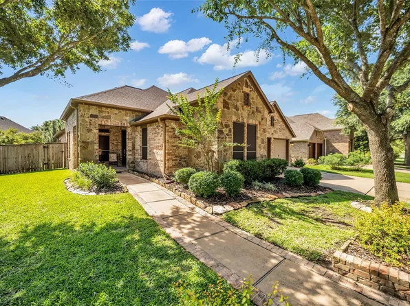 12006 Bayou Junction Rd, Cypress, TX 77433