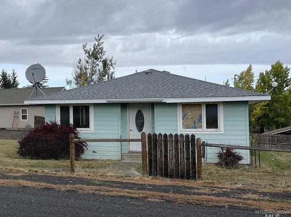440 Division Ave, Ferdinand, ID 83526