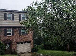 5140 Daube Dr, Pittsburgh, PA 15236