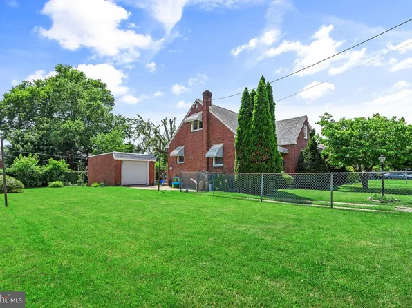 930-934 Faunce St, Philadelphia, PA 19111