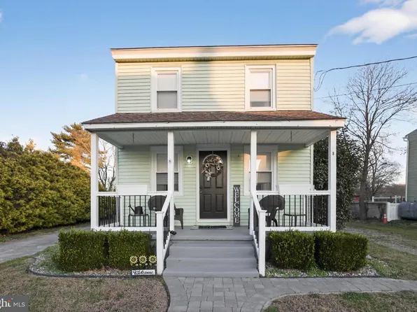 8 Lake St, Mullica Hill, NJ 08062