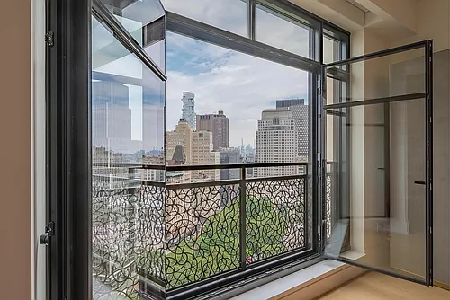 25 Park Row #19B Photo 1