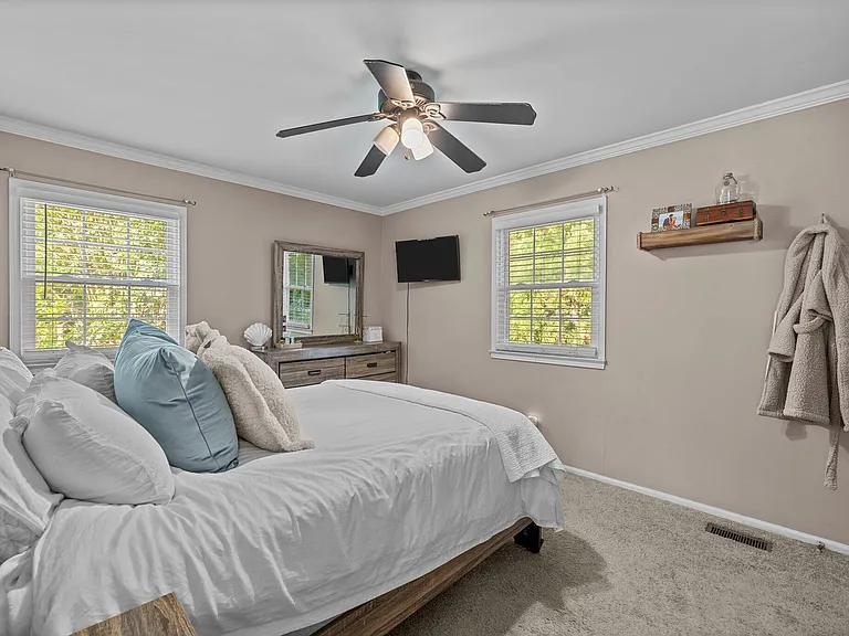 6109 Whittier Dr — Photo 18