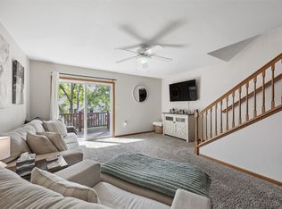 2950 Samuel Ct SW UNIT B, Cedar Rapids, IA 52404