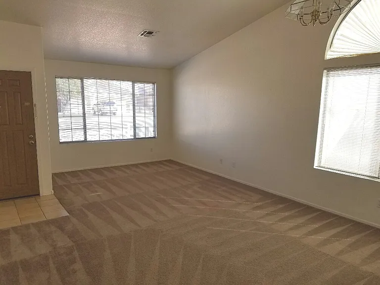6411 W Libby St — Photo 2
