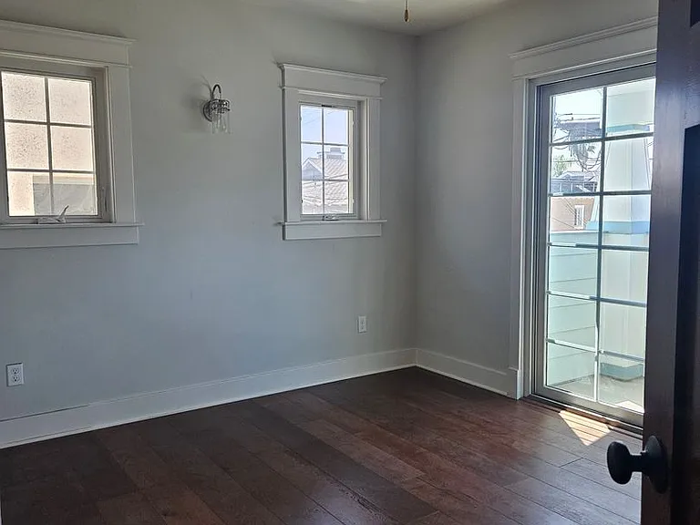 816 F Ave — Photo 12