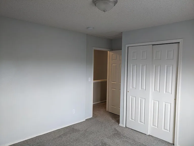 9045 Rochester Dr — Photo 40