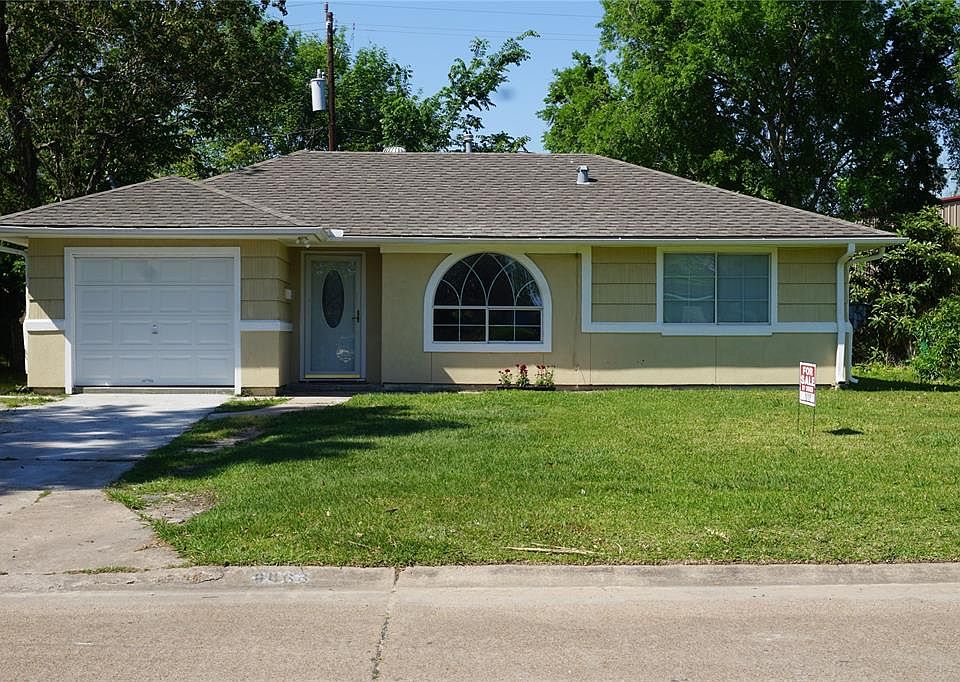 1st image of 8466 Sonneville Dr