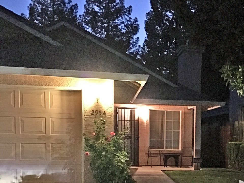 Elmhurst/Tahoe Park Home