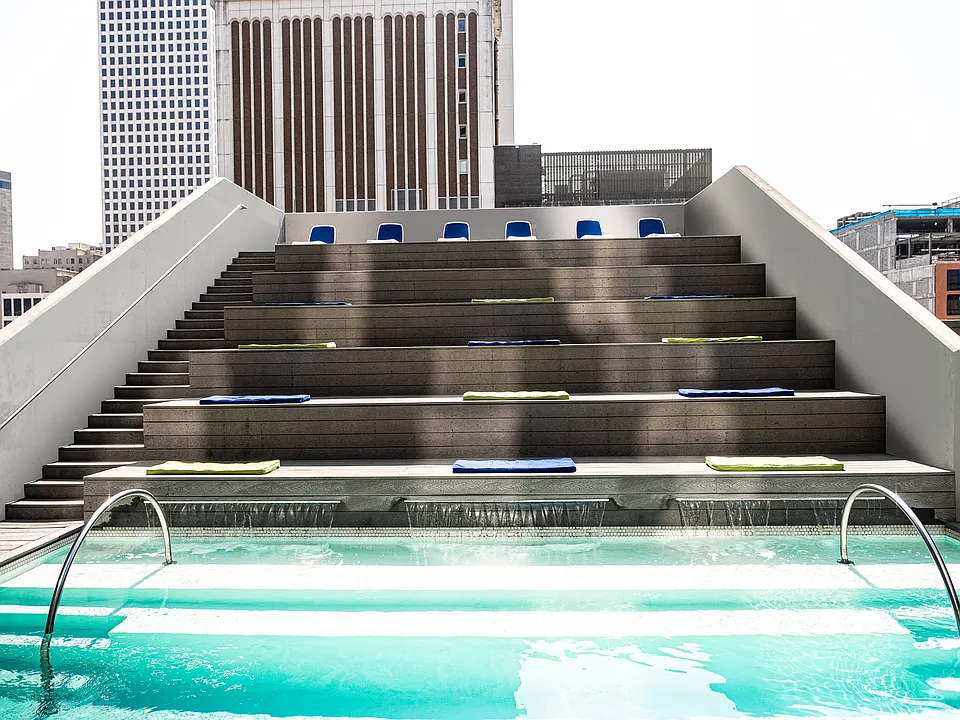 930 Poydras