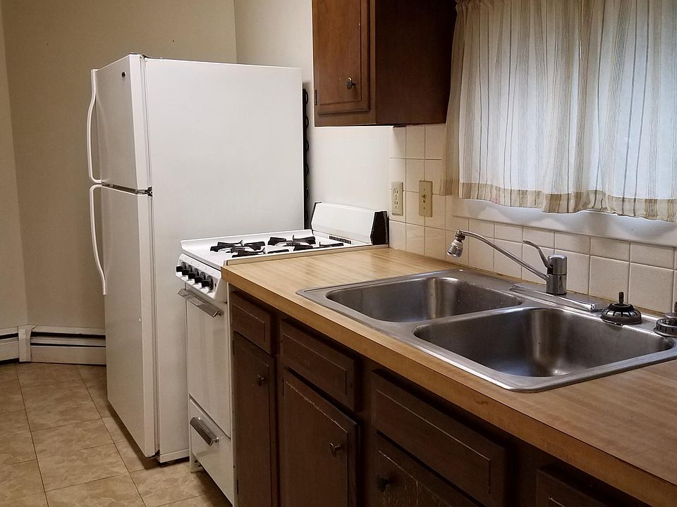 Gas, water, electric included.