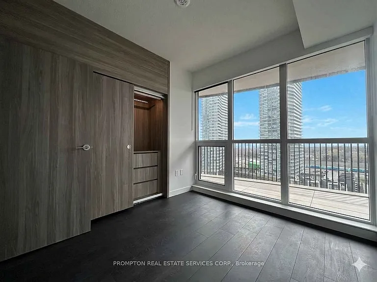 68 Esther Shiner Blvd #1015 — Photo 8