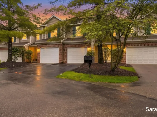 5933 E Lyn Haven Dr SE, Kentwood, MI 49512