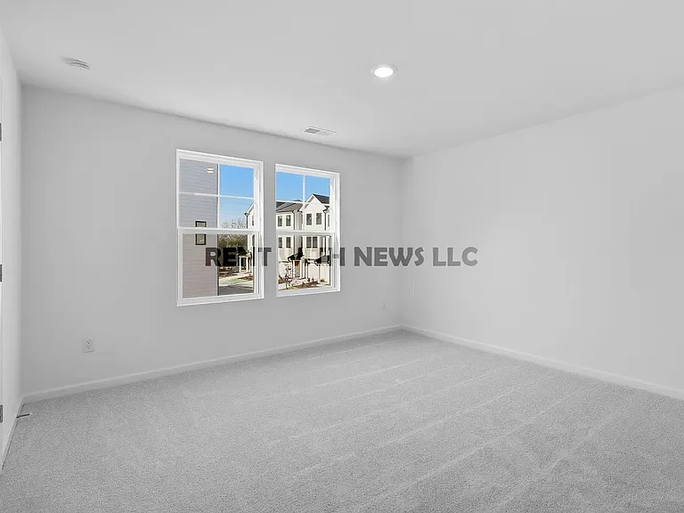 2307 Oakwood Meadows Ct — Photo 21