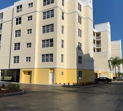 3rd image of 1200 Country Club Dr APT 6105