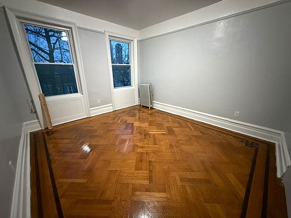 4th image of 68 Glenwood Ave #42E