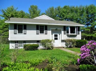 102 Lombard Rd, Arundel, ME 04046