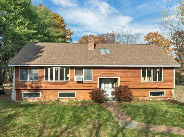 16 Monument Road, Hinsdale, NH 03451