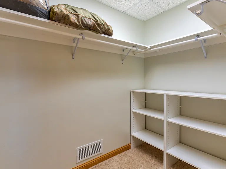 9630 Marcella Dr NE — Photo 33