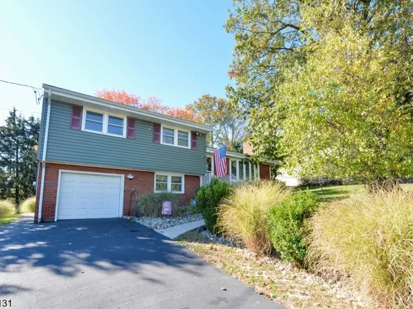 156 Dorothy Dr, North Haledon Boro, NJ 07508