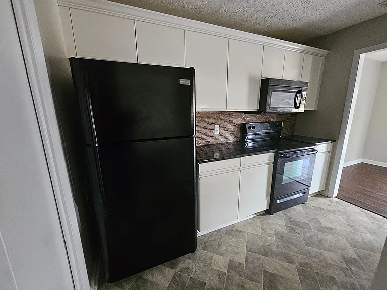 698 Bartons Landing Pl #3 — Photo 8
