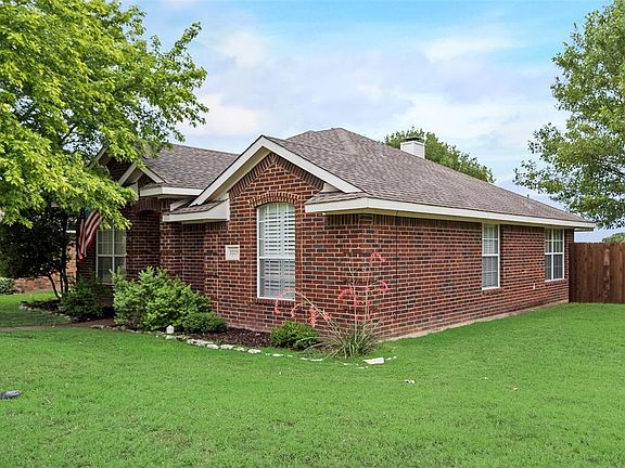4th image of 3225 Weeping Willow Ct