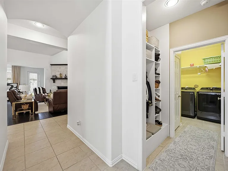 29011 Pinnacle Ridge Dr — Photo 6