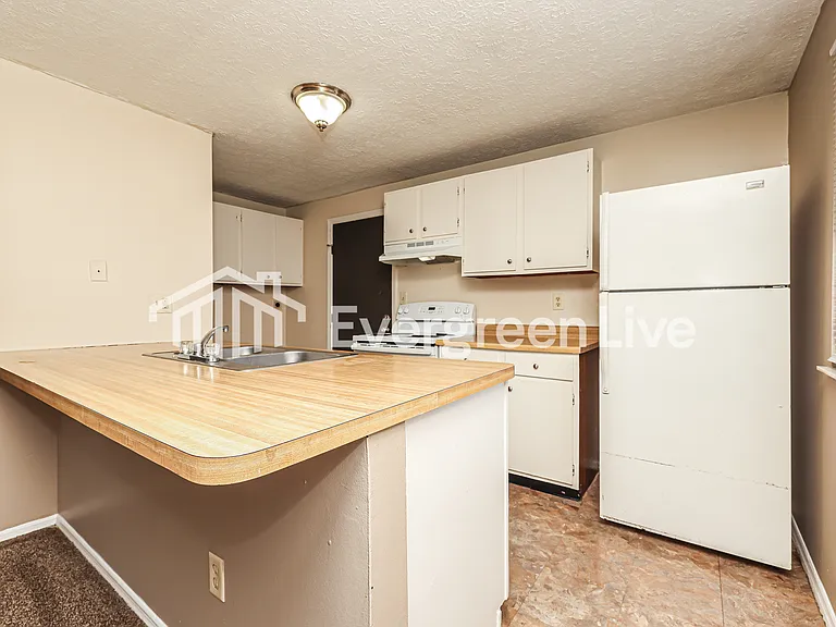 8199 Mount Charles Dr — Photo 7