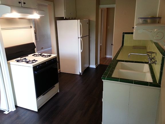 5th image of 601 Westway St