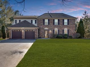 37 Barrister Ln, Manalapan, NJ 07726