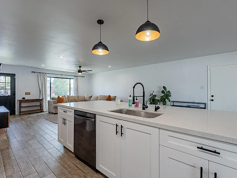 8710 E Monte Vista Rd — Photo 27