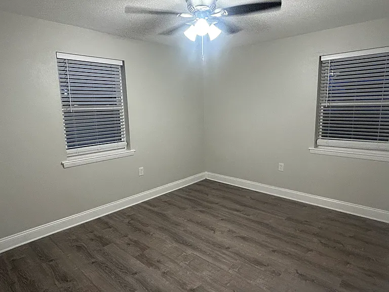 212 Omega St #A — Photo 6