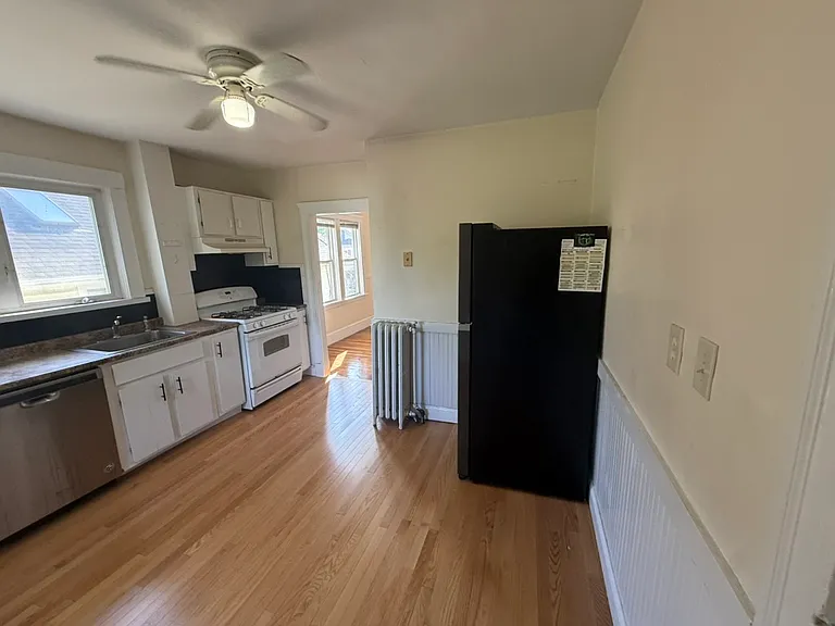 89 Edenfield Ave #2 — Photo 10