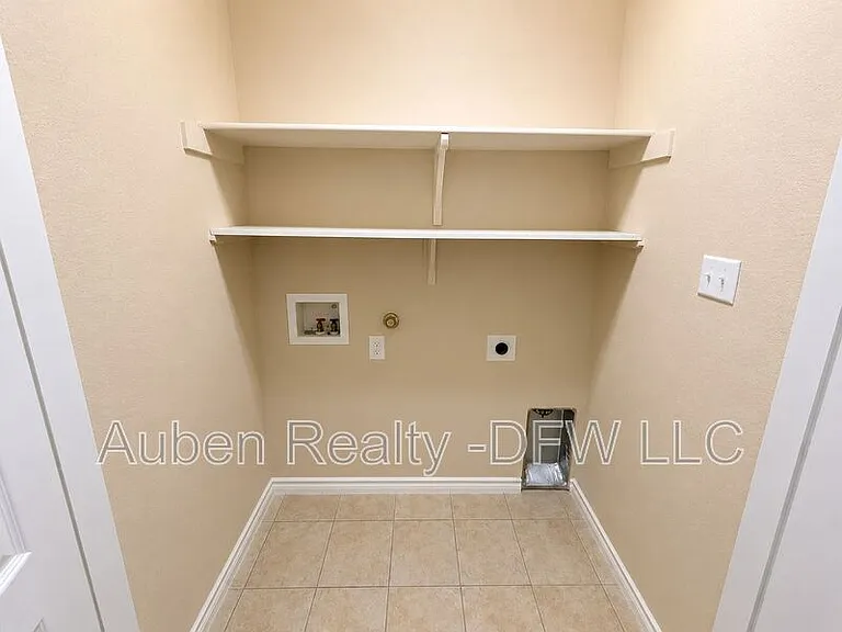 1512 Piedmont Dr — Photo 9