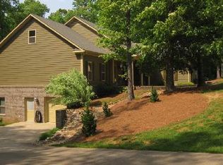 45 Hemlock Ct, Talking Rock, GA 30175