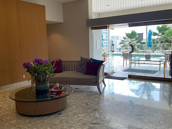 Lobby leading to Pool