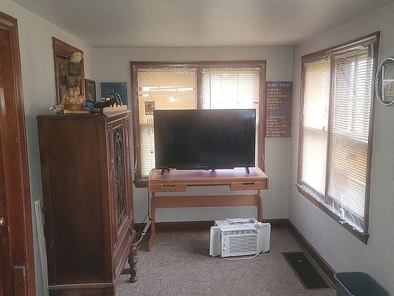 5th image of 8294 E O Ave