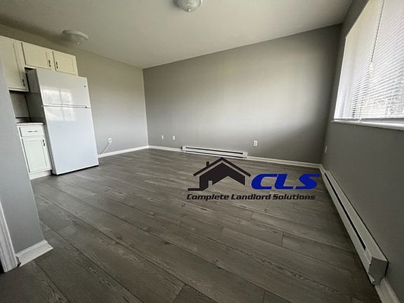 4th image of 1223 E Laguna St APT 29